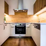 Nest Vibe Slovákova *