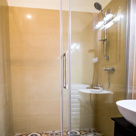 Nest Vibe Slovakova Apartment *