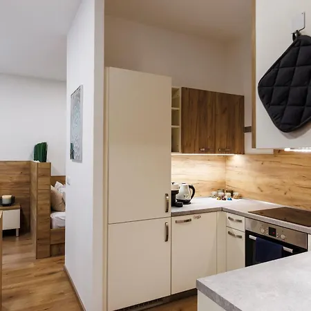 Nest Vibe Slovakova * Brno