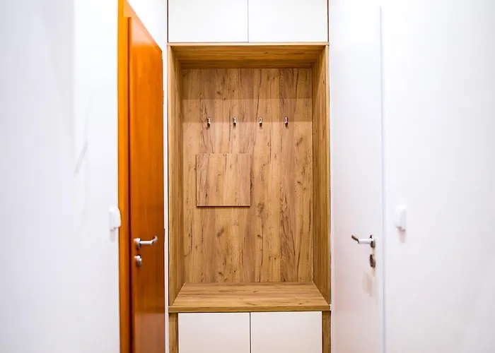 Nest Vibe Slovakova شقة